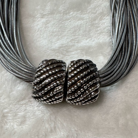 Gray and sterling silver necklace.  Made in Israel. - Picture 10 of 14